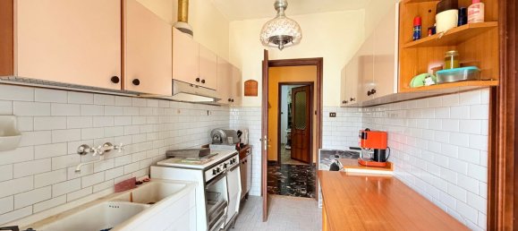 4 bedrooms Apartment in Avigliana, Italy No. 374915 7