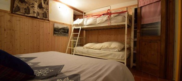 2-salle Appartement à Ayas, Italy No. 29602 11