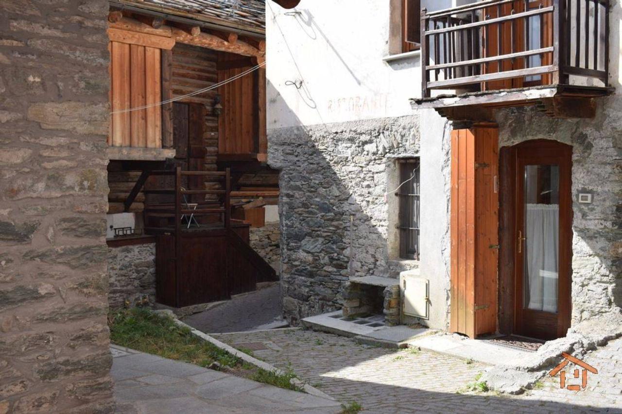 2-salle Appartement à Ayas, Italy No. 29602