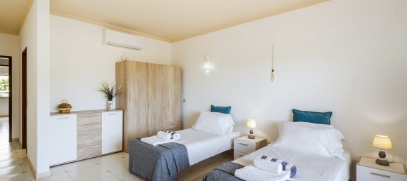 7 bedrooms House in Lagoa, Portugal No. 97769 2