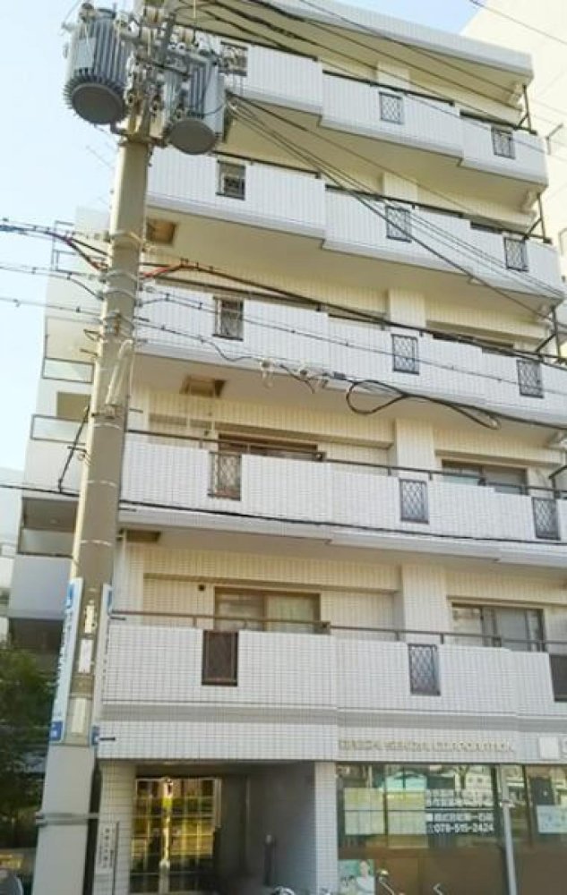 3 bedrooms Apartment in Hyogo, Japan No. 1682