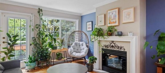 3 bedrooms House in British Columbia, Canada No. 1237 4