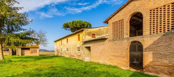 5 bedrooms House in Montaione, Italy No. 574 6