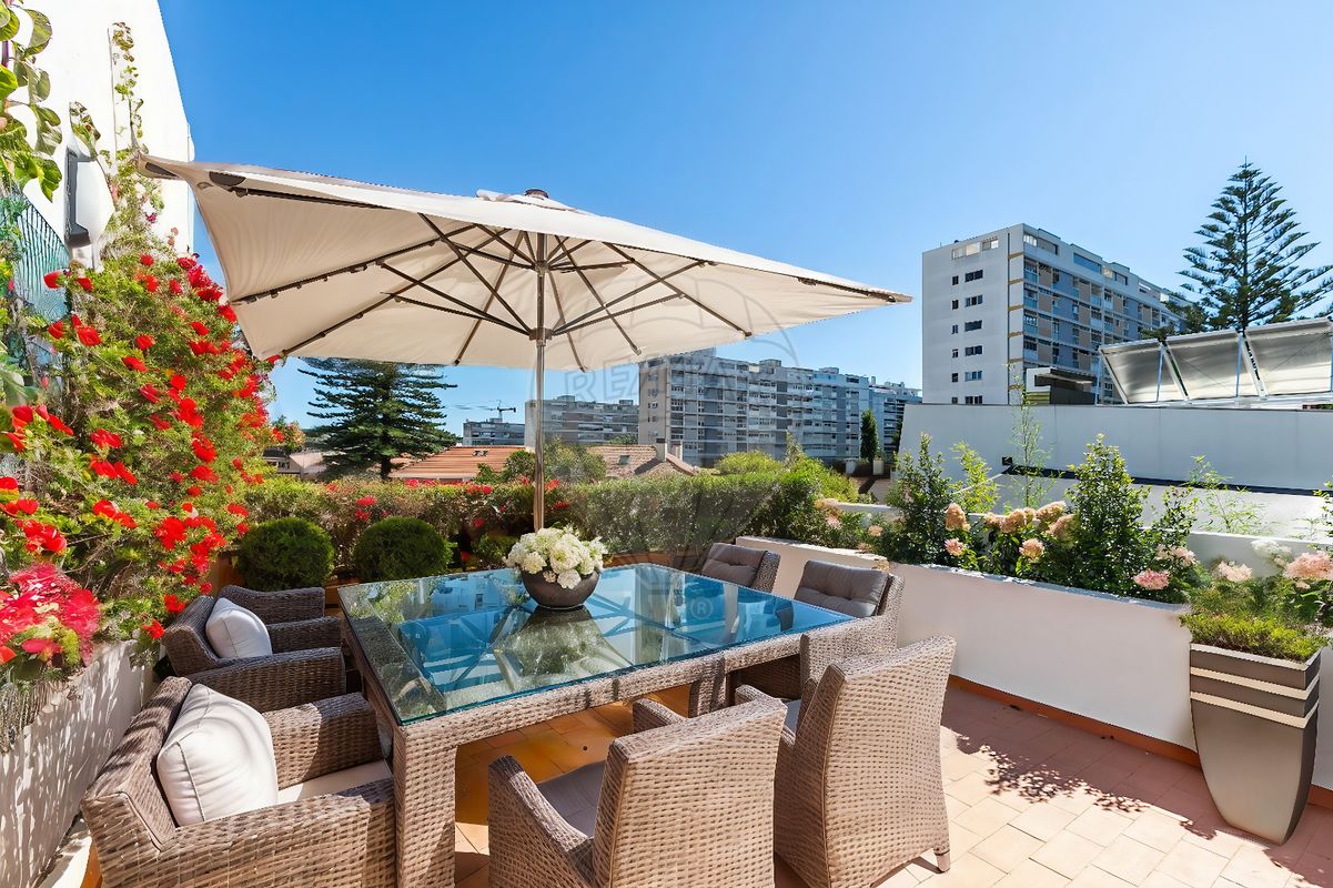 Villa de 5 dormitorios en Lisbon, Portugal No. 44153