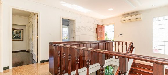 Villa de 5 dormitorios en Lisbon, Portugal No. 44153 2