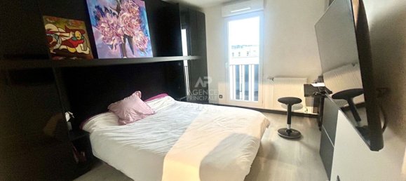 3 Schlafzimmer Doppelhaus in Poissy, France, Nr. 144903 8