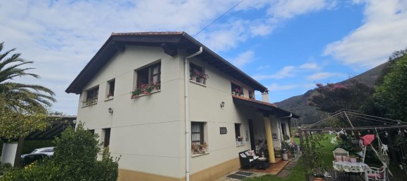 4 bedrooms House in Cantabria, Spain No. 153425 5