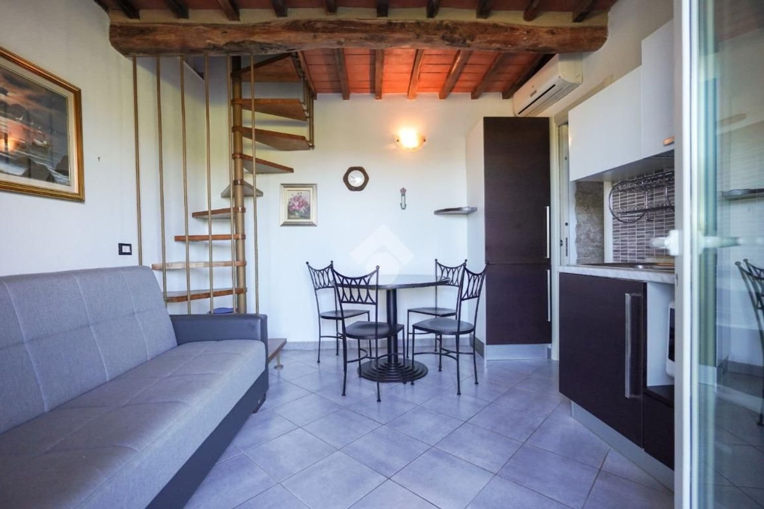 Casa T2 em Massa, Italy N.º 347889
