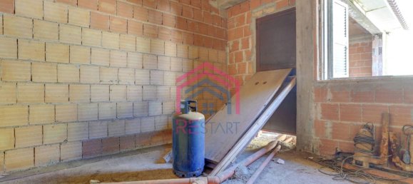 Villa de 1 dormitorio en Pomezia, Italy No. 171763 15