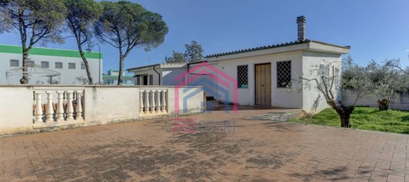 Villa de 1 dormitorio en Pomezia, Italy No. 171763 11