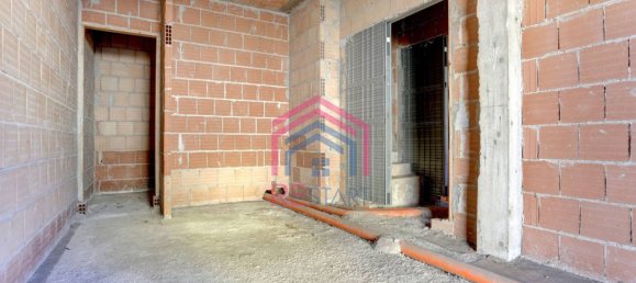 Villa de 1 dormitorio en Pomezia, Italy No. 171763 17