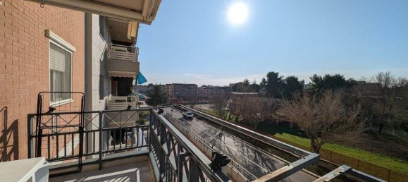 3-salle Appartement à San Severo, Italy No. 160963 15