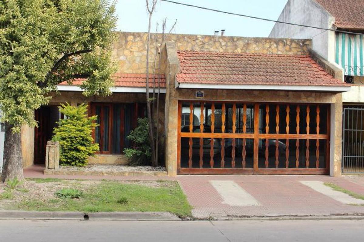 3 bedrooms House in Campo Creado, Argentina No. 12978