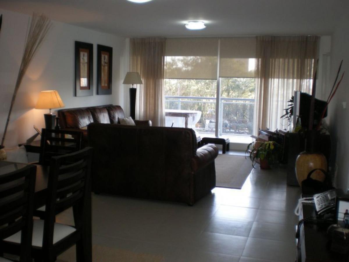 3 bedrooms Apartment in Maldonado, Uruguay No. 6801