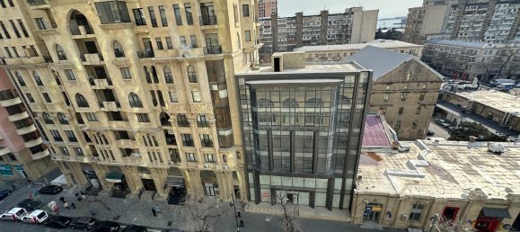 Apartamento T5 em Nasimi, Azerbaijan N.º 1842 54