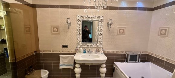 Apartamento T5 em Nasimi, Azerbaijan N.º 1842 6