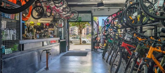 213m² Office in Fuengirola, Spain No. 184361 20