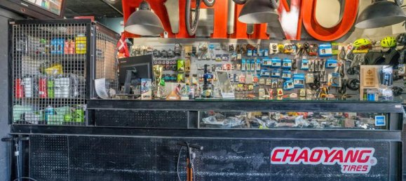 213m² Office in Fuengirola, Spain No. 184361 18