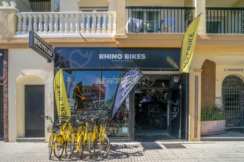 213m² Office in Fuengirola, Spain No. 184361