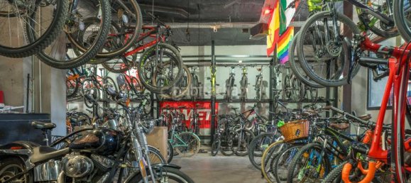 213m² Office in Fuengirola, Spain No. 184361 43