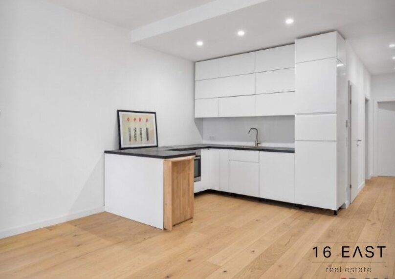 Квартира с 3 комнатами в Вена, Австрия № 200329