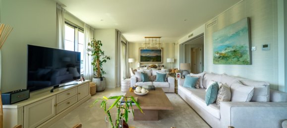 4 dormitorios ático en venta en Pozuelo de Alarcón, Madrid, Comunidad de Madrid, Spain № 368186 3