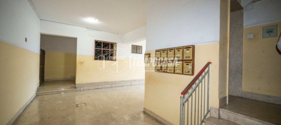 Квартира с 4 комнатами в Мессина, Италия № 289341 33