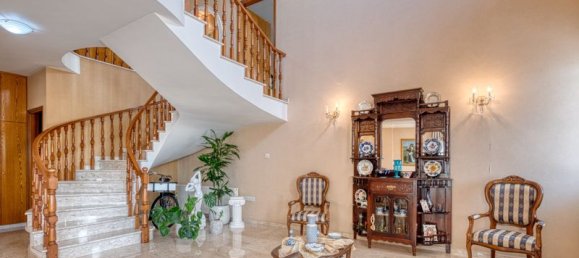 4 bedrooms Villa in Livadia, Cyprus No. 9463 13