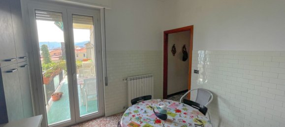 4 bedrooms Apartment in Savona, Italy No. 363132 9