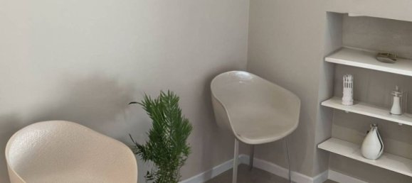 100m² Office in Bari, Italy No. 165254 10