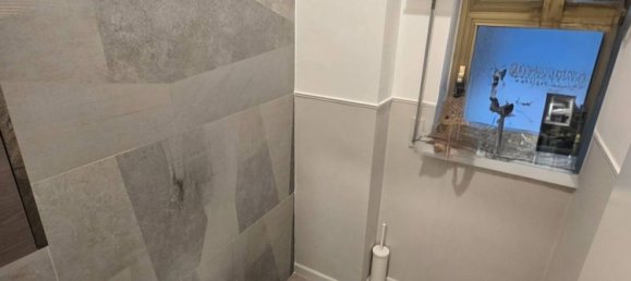 100m² Office in Bari, Italy No. 165254 16