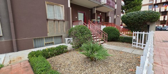 100m² Office in Bari, Italy No. 165254 5