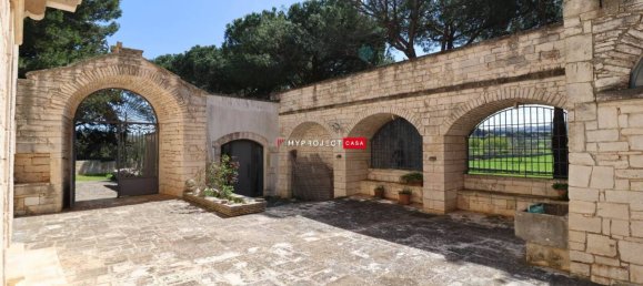 6 bedrooms House in Martina Franca, Italy No. 101488 34