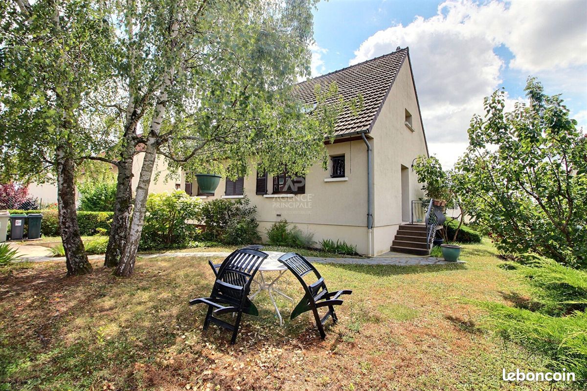 4 bedrooms House in Triel-sur-Seine, France No. 174078