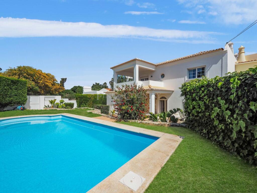3 bedrooms Villa in Lagoa, Portugal No. 315892