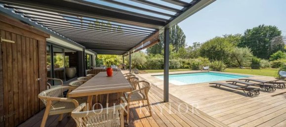 5 bedrooms Villa in Gradignan, France No. 282897 5