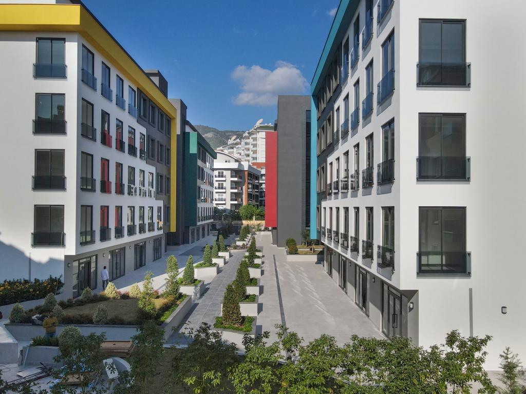 3 rooms Commercial property in Oba, Turkey No. 45372