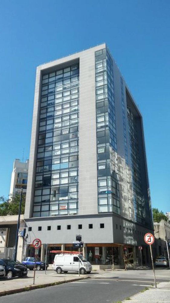  مكتب في Montevideo, Uruguay 44متر مربع رقم 13429