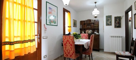 Villa de 2 dormitorios en Lucca, Italy No. 48010 29