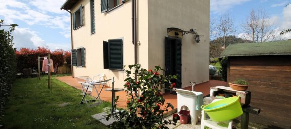 Villa de 2 dormitorios en Lucca, Italy No. 48010 4