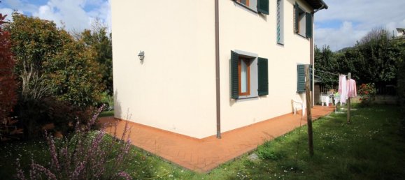 Villa de 2 dormitorios en Lucca, Italy No. 48010 5