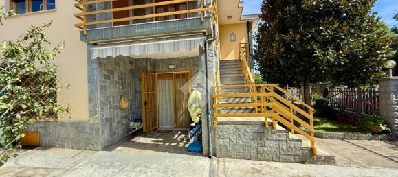 3 Schlafzimmer Villa in Vinovo, Italy, Nr. 378906 9