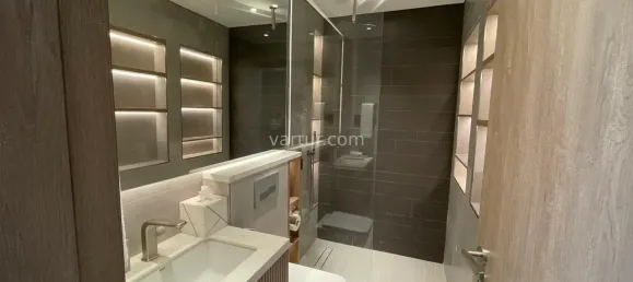4 bedrooms Villa in Jumeirah Village Circle, UAE No. 42697 4