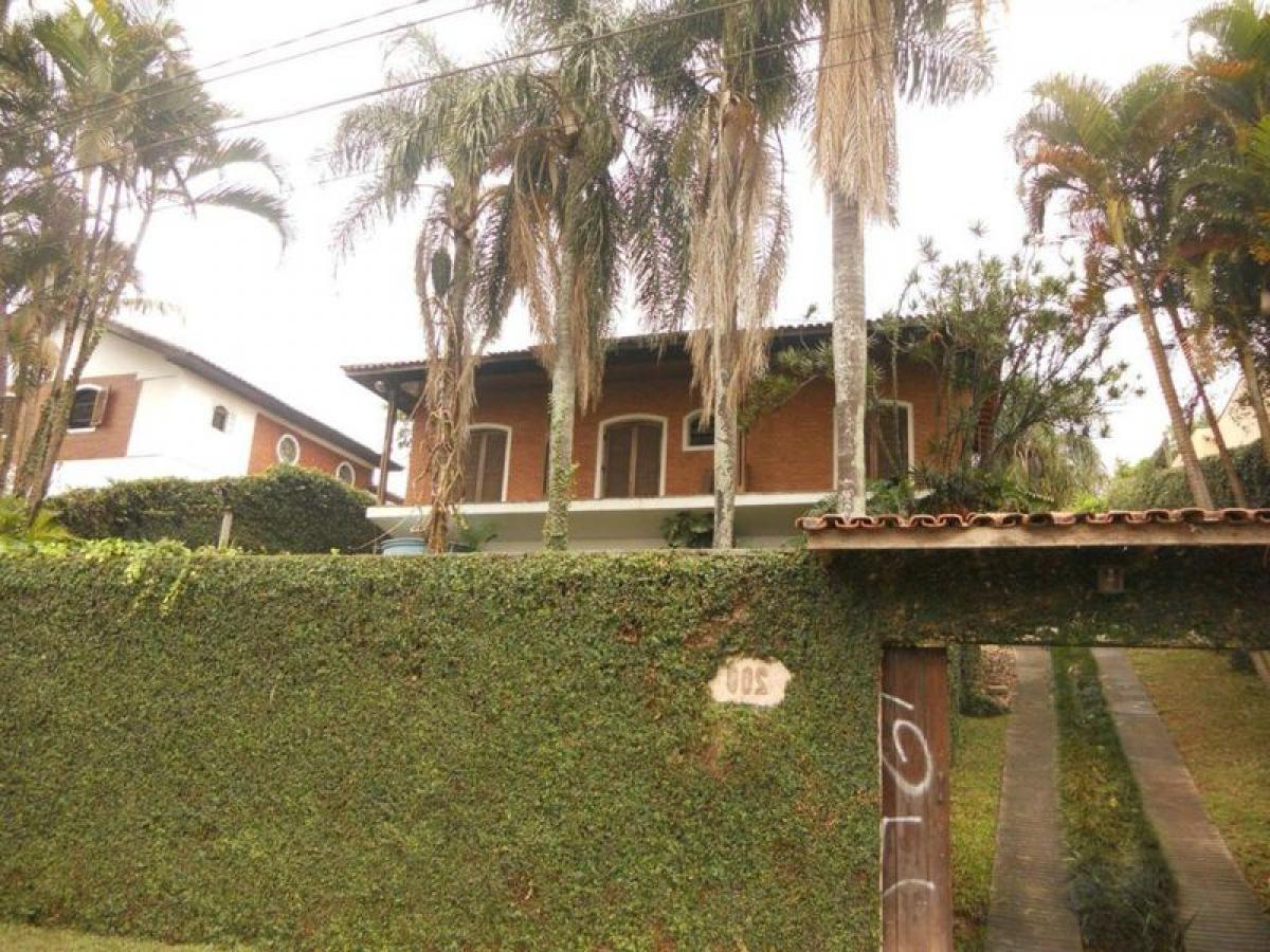 Casa de 4 dormitorios en Sao Paulo, Brazil No. 588945