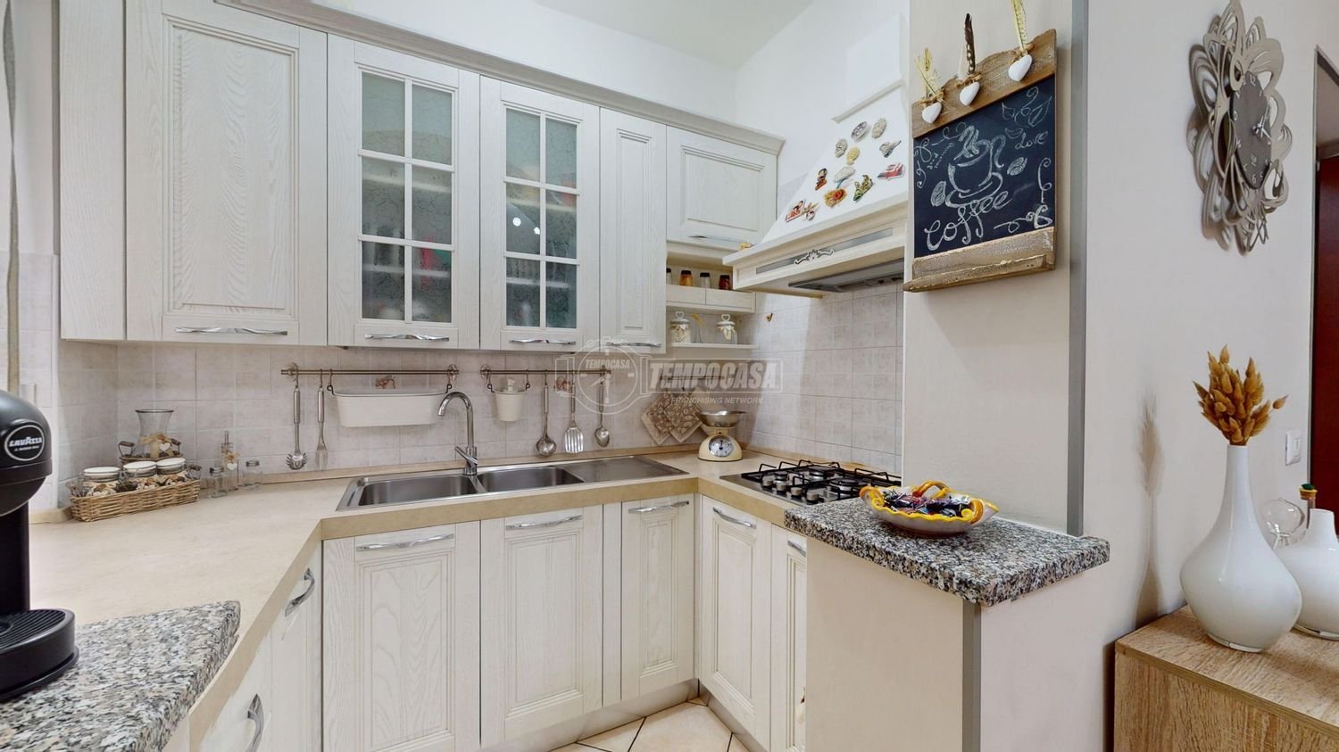 3-Zimmer Wohnung in Santa Vittoria d'Alba, Italy, Nr. 43556