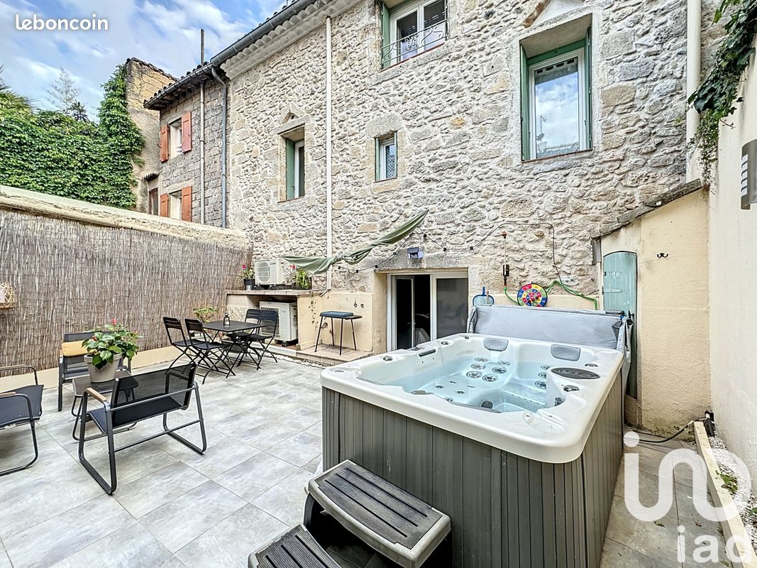 Adosado de 4 dormitorios en Montagnac, France No. 290267