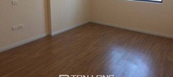 Квартира с 2 спальнями в Лонгбьен, Вьетнам № 2277 2