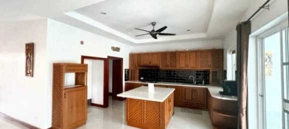 3 Schlafzimmer Villa in Hua Hin, Thailand, Nr. 19596 7