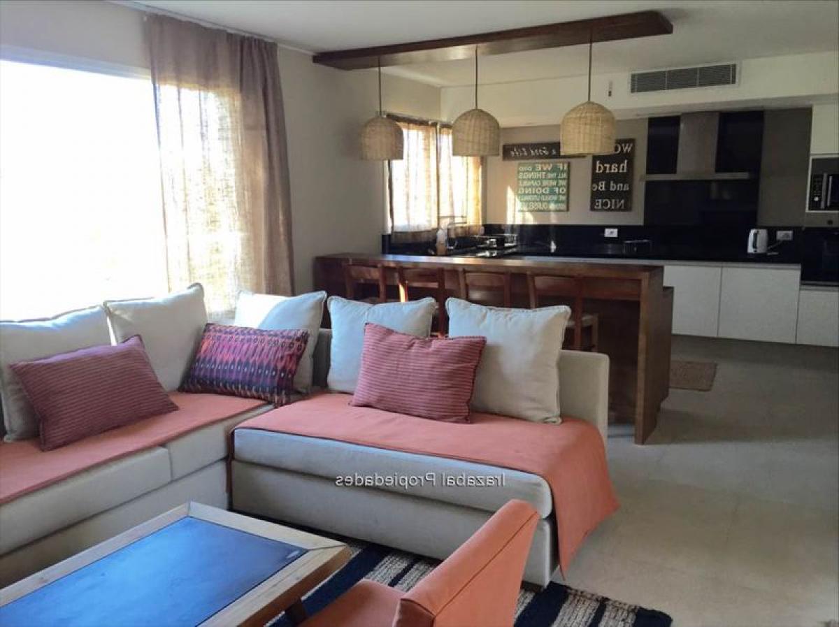 Estudio en Montevideo, Uruguay No. 3338