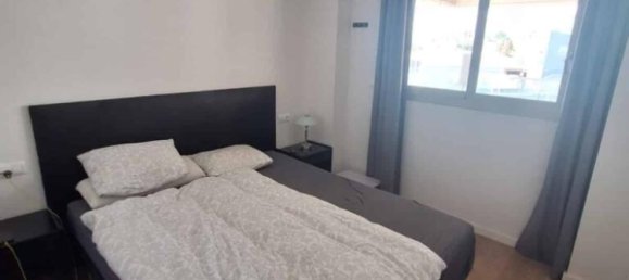 Apartamento de 4 dormitorios en Alicante, Spain No. 185747 6